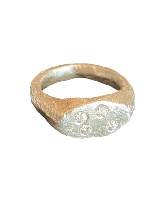 Makoto Iwasa - Moissanite Ring
